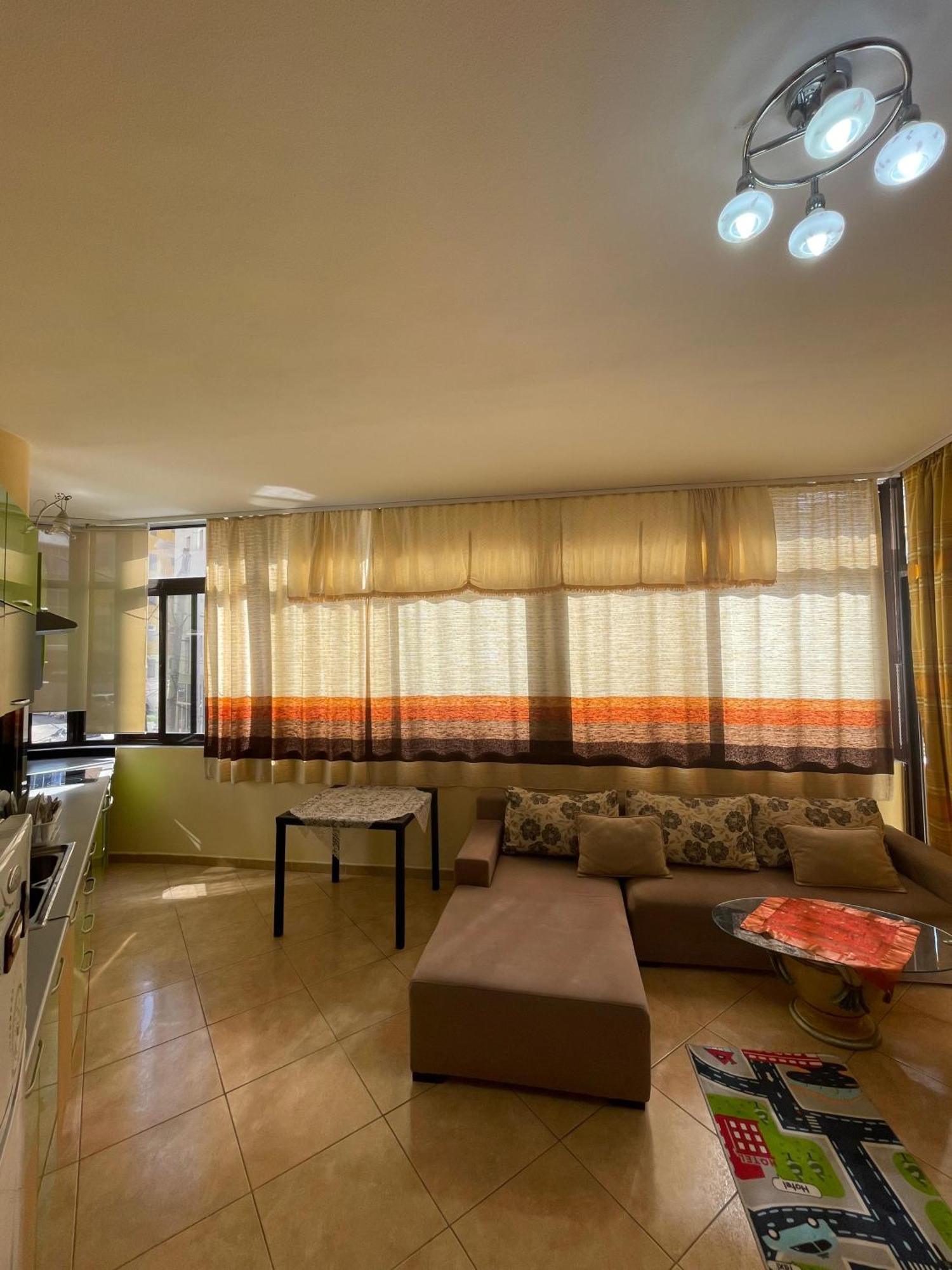 Gasthof Neo Tirana